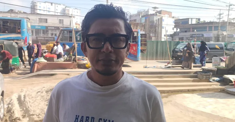 নরসিংদীতে মামলার বাদীকে পথরোধ করে প্রাণনাশের হুমকি