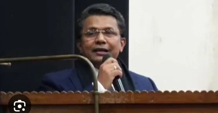 হাইকোর্টের বিচারপতি মুহাম্মদ খুরশীদ আলম সরকার অপসারণ