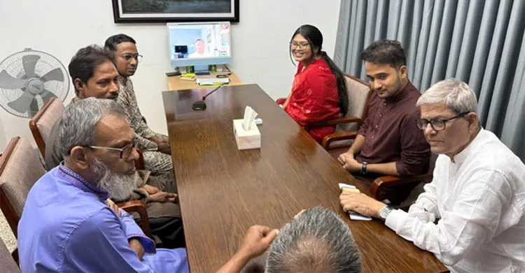 তারেক রহমানের সঙ্গে জুলাই শহীদ পরিবারের সদস্যদের সাক্ষাৎ