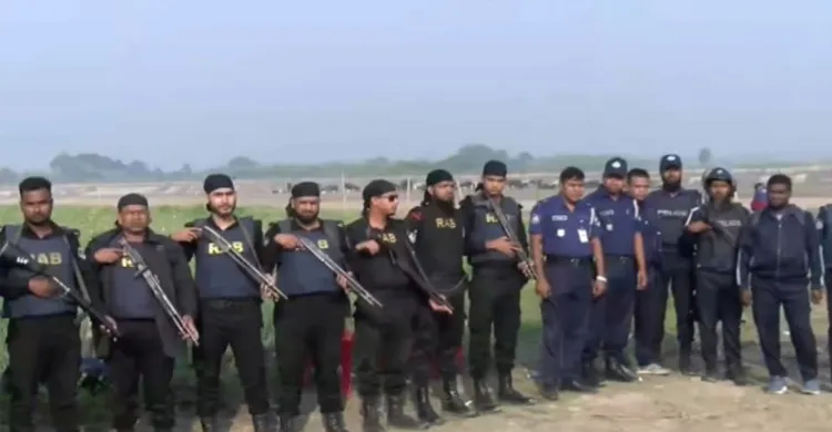 পদ্মার চরে কাকন বাহিনীর বিরুদ্ধে ‘অপারেশন ফার্স্ট লাইট’, গ্রেফতার ২১