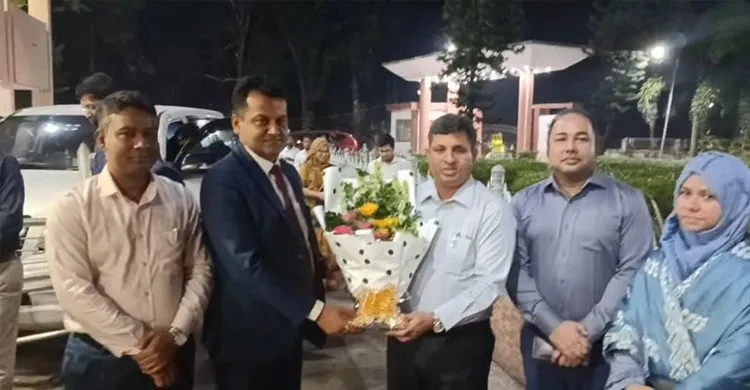 চাঁদপুরে ২৩তম জেলা প্রশাসক হিসেবে নাজমুল ইসলামের যোগদান