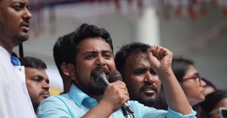 ইসি পক্ষপাতমূলক আচরণ করলে আন্দোলনের হুঁশিয়ারি নাহিদ ইসলামের