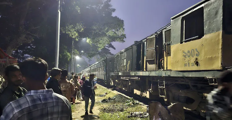 ঢাকা-ময়মনসিংহ রুটে ট্রেন চলাচল স্বাভাবিক