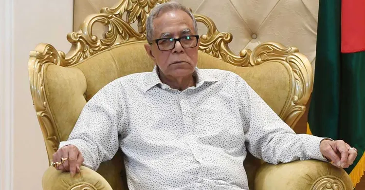 সাবেক রাষ্ট্রপতি আবদুল হামিদের বিরুদ্ধে দুদকের অনুসন্ধান