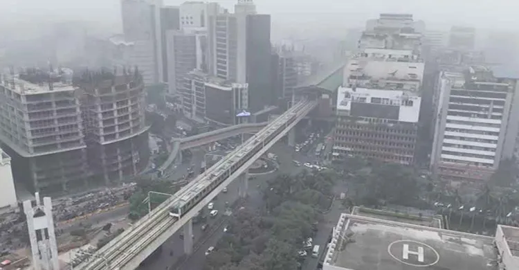 ঢাকায় তীব্র শীত জেঁকে বসেছে, তাপমাত্রা নেমে ১৫.৫ ডিগ্রি