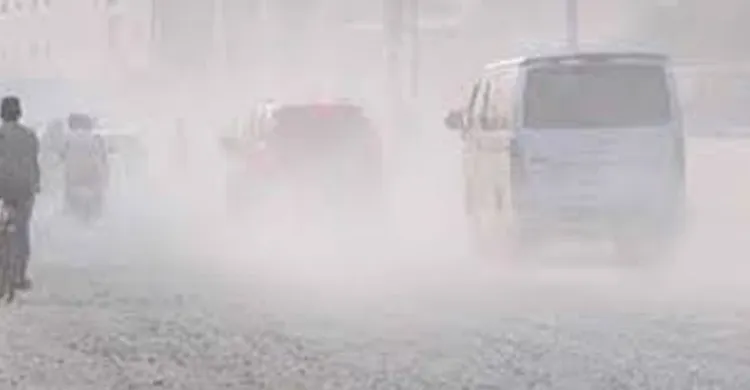 শীতের শুষ্কতায় ঢাকার বাতাস অস্বাস্থ্যকর, দূষিত শহরের তালিকায় অষ্টম