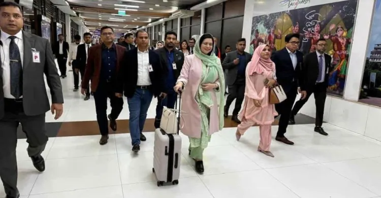 লন্ডনের পথে ডা. জোবাইদা রহমান