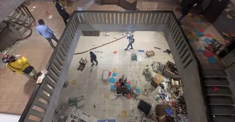 ছায়ানট ভবনে হামলা-ভাঙচুর ও অগ্নিসংযোগ, ৩৫০ জনের বিরুদ্ধে মামলা