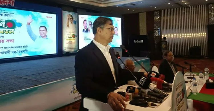 প্রথম আলো ও ডেইলি স্টারে হামলা জাতির জন্য লজ্জার: সালাহউদ্দিন