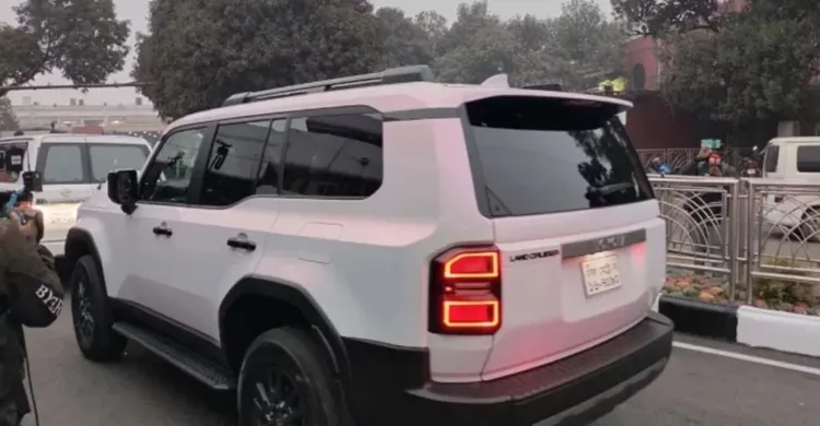 তারেক রহমানের জন্য শাহজালাল বিমানবন্দরে বুলেটপ্রুফ গাড়ি প্রস্তুত