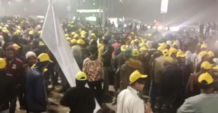 সাভারে তারেক রহমানকে বরণে নেতাকর্মীদের ঢল