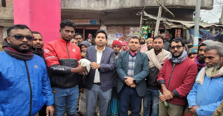 সিংড়ায় পরিবেশ কর্মীদের অভিযানে ৫টি বক অবমুক্ত