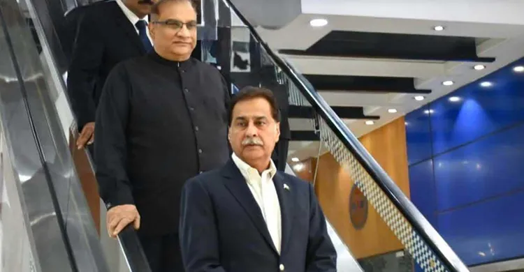 খালেদা জিয়ার জানাজায় অংশ নিতে ঢাকায় পাকিস্তানের পার্লামেন্ট স্পিকার