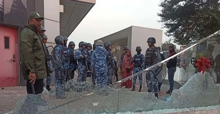 বিটিআরসি ভবনে ভাঙচুর: ৫৫ জনের নামসহ অজ্ঞাত ৬০০ জনের বিরুদ্ধে মামলা