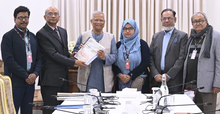 সাবেক প্রধানমন্ত্রী সরাসরি গুমের নির্দেশদাতা: চূড়ান্ত প্রতিবেদনে কমিশন