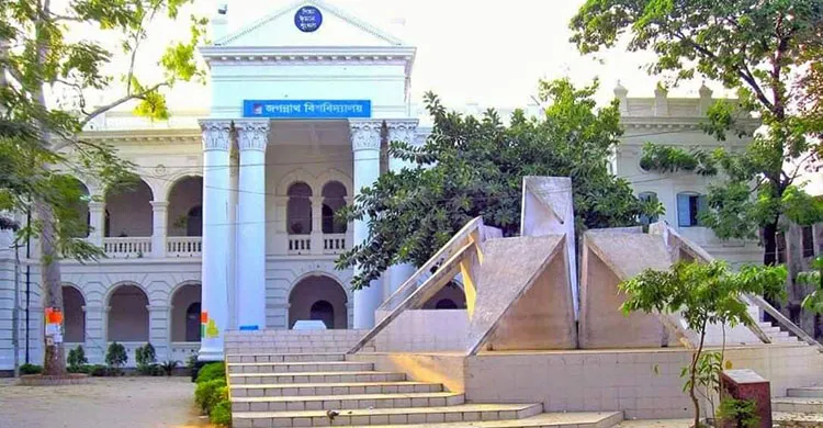 জকসুর ভোটগ্রহণ কাল, সুষ্ঠু ও উৎসবমুখর নির্বাচনের প্রতীক্ষায় শিক্ষার্থীরা