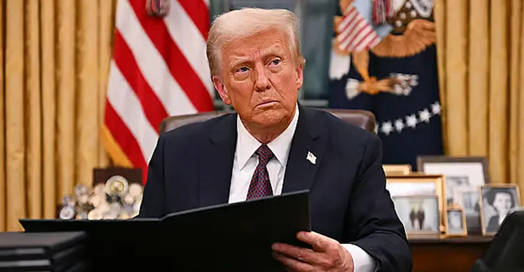 পৃথিবীর খনিজ সম্পদে শক্তি প্রদর্শনের নতুন মার্কিন মিশন ট্রাম্প