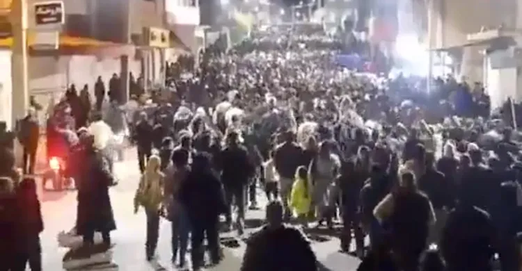 ইরানে অস্থিরতা ১১ দিনে পৌঁছালো, ৩৪ বিক্ষোভকারী নিহত