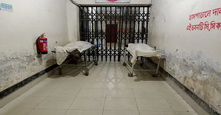 নেত্রকোনায় ট্রেনে কাটা পড়ে রাইচমিলের দুই শ্রমিক নিহত