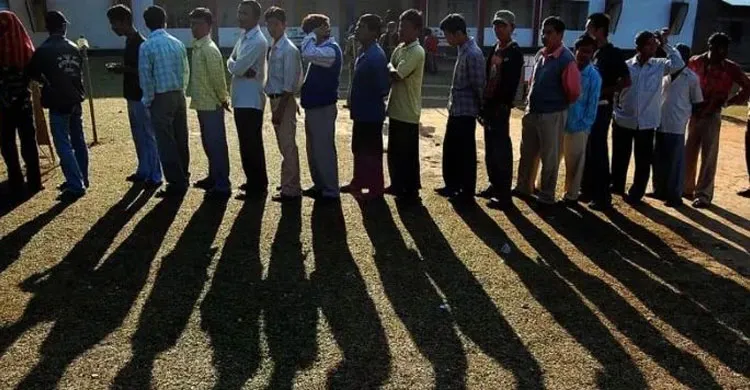 সবার টার্গেটে সুইং ভোটার, ১৮ বছর পর নিরপেক্ষ এই নির্বাচনে তারাই গেম চেঞ্জার