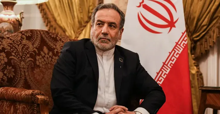 যুদ্ধ চাই না, কিন্তু ‘যুদ্ধের জন্য প্রস্তুত’: আরাঘচি