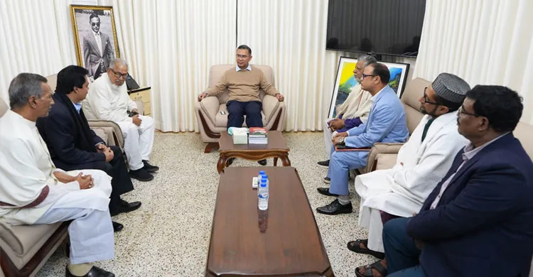 তারেক রহমানের সঙ্গে ১২ দলীয় জোটের নেতাদের সৌজন্য সাক্ষাৎ