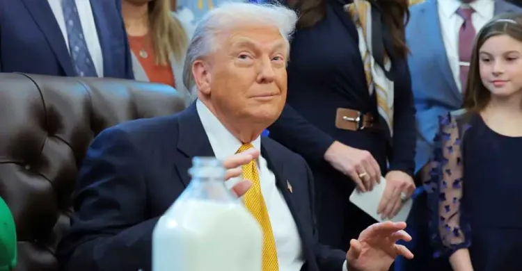 ইরানে বিক্ষোভকারীদের হত্যা ও মৃত্যুদণ্ড কার্যকর স্থগিত, দাবি ট্রাম্পের