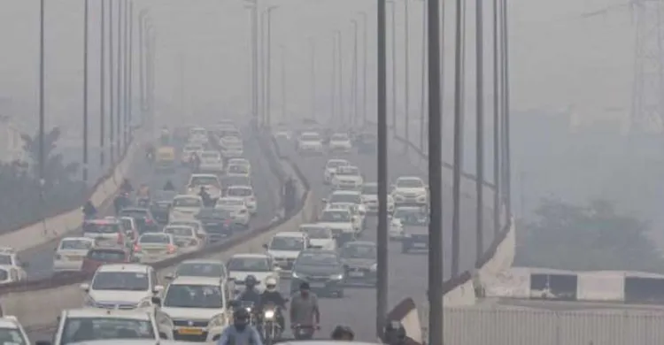 ঢাকায় আজ বায়ুদূষণের মাত্রা ‘খুব অস্বাস্থ্যকর’, বিশ্বে শীর্ষে
