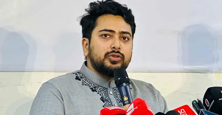 দলীয় নয়, সমঝোতায় ৩০০ আসনেই জোটের প্রার্থী দেওয়ার ঘোষণা নাহিদ ইসলামের