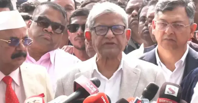 নির্বাচন পরিচালনায় বর্তমান ইসি যোগ্যতার সঙ্গে কাজ করছে: মির্জা ফখরুল