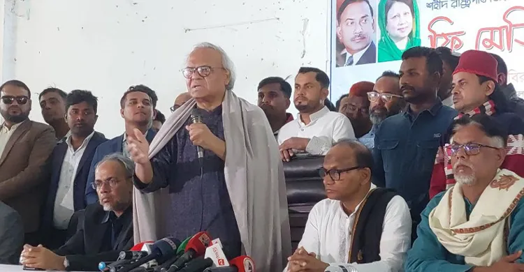 নির্বাচিত সরকার গঠিত হলেই সকল সংকটের অবসান ঘটবে: রিজভী