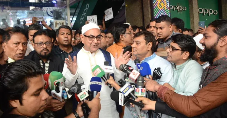 ঘুম থেকে উঠে মানুষ আল্লাহর নাম নেয়, একজন আছে জেগেই আমার নাম নেন: মির্জা আব্বাস