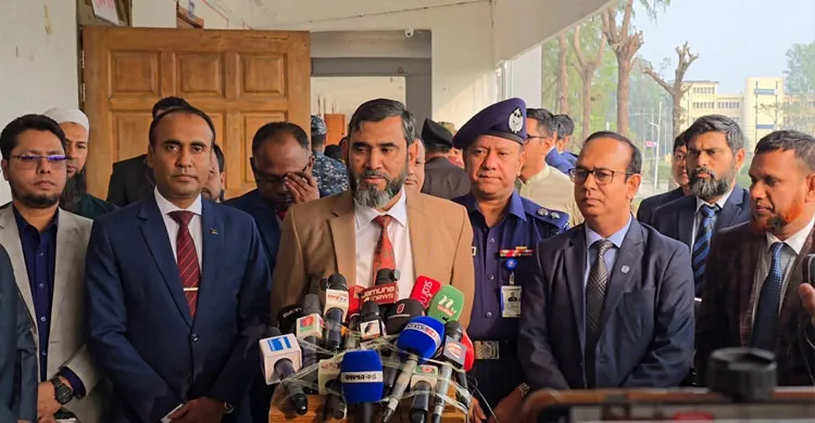 গণভোট বিষয়ে নতুন নির্দেশনা নেই, আইন স্পষ্ট করে প্রতিপালনের আহ্বান নির্বাচন কমিশনারের