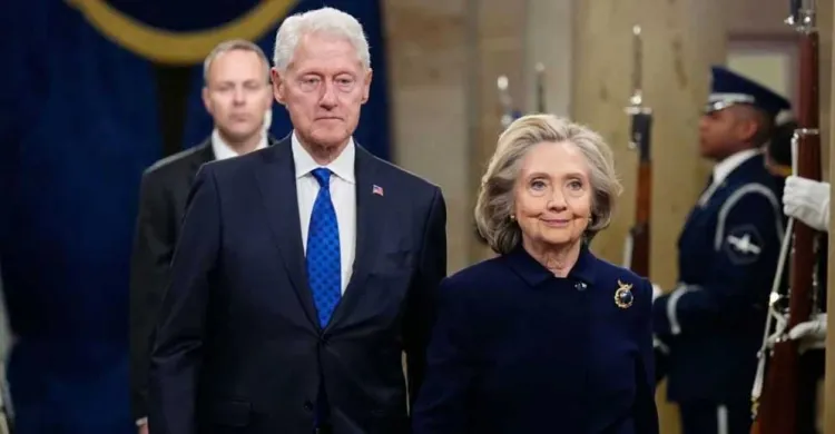 এপস্টেইন কাণ্ডে তদন্তে সাক্ষ্য দিতে রাজি বিল ক্লিনটন ও হিলারি ক্লিনটন