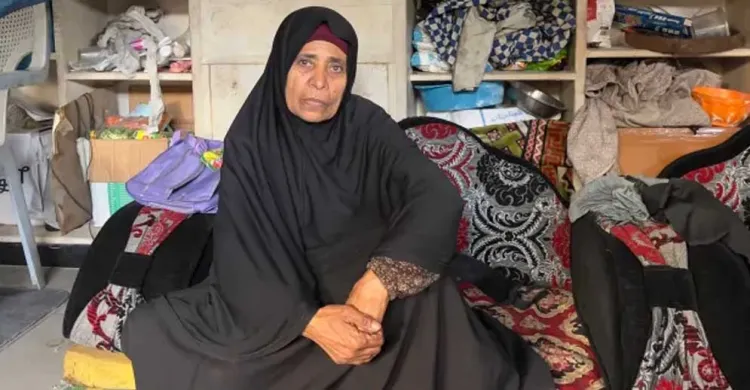 দুর্বিষহ পরিস্থিতিতেও গাজা ছাড়তে নারাজ বয়স্ক ফিলিস্তিনিরা