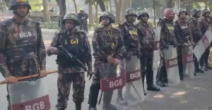 যমুনা ঘিরে উত্তেজনা, নিরাপত্তায় রাজধানীতে ৬ প্লাটুন বিজিবি মোতায়েন