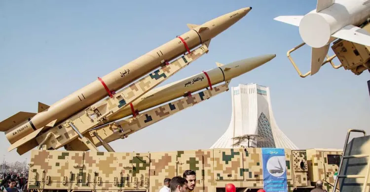 ইরানের সামনে ট্রাম্পের কঠিন পাঁচ শর্ত, না মানলেই হামলা