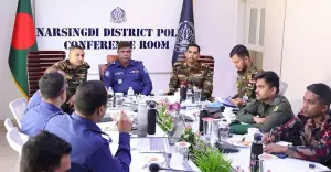 নরসিংদীতে নির্বাচন উপলক্ষে যৌথবাহিনীর সভা