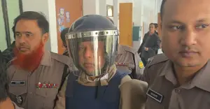 গৃহকর্মী নির্যাতন, বিমানের সাবেক এমডি সাফিকুর স্ত্রীসহ ৪ জন রিমান্ডে