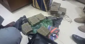 আটক জামায়াত নেতা হঠাৎ অসুস্থ,  উদ্ধারকৃত টাকা মেশিনে গণনায় ৭৪ লাখ