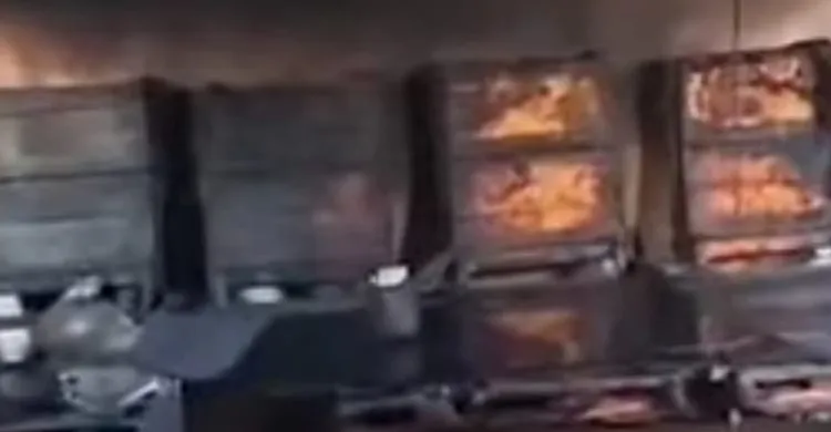 রূপগঞ্জে ইউনিয়ন বিএনপি কার্যালয়ে পেট্রোল বোমা হামলা