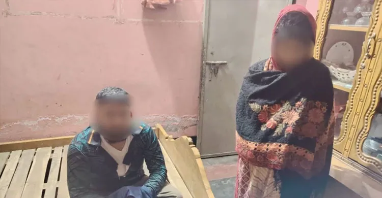 ভালুকায় প্রবাসীর স্ত্রীর সঙ্গে আপত্তিকর অবস্থায় এএসআই আটক