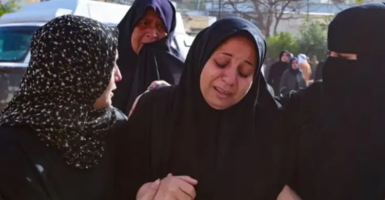 যুদ্ধবিরতি লঙ্ঘন করে গাজায় ইসরায়েলি বিমান হামলা, নিহত ১১