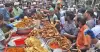 রমজানের প্রথম দিনে জমে উঠেছে ইফতারের বাজার