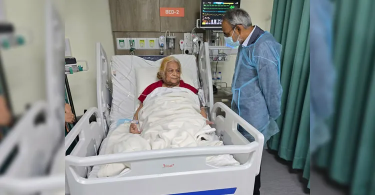 বিএনপির স্থায়ী কমিটির সদস্য সেলিমা রহমানকে দেখতে গেলেন ডা. রফিক