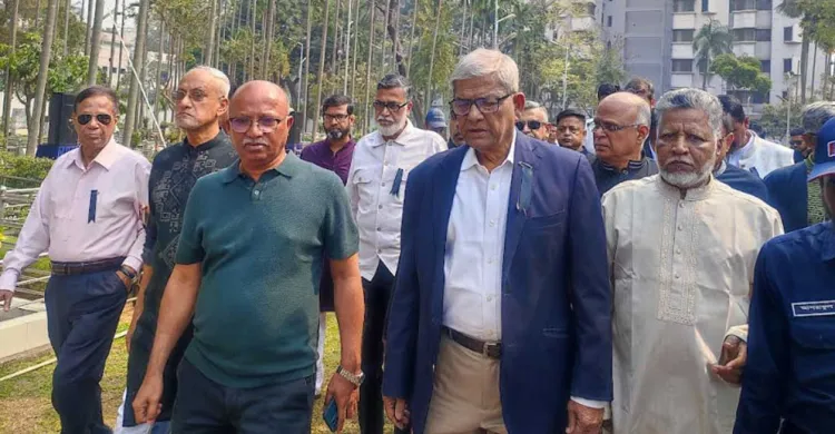 সেনাবাহিনীর মনোবল ভাঙতেই ৫৭ কর্মকর্তাকে হত্যা: মির্জা ফখরুল