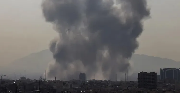 ইসরায়েলে পাল্টা মিসাইল হামলা চালালো ইরান