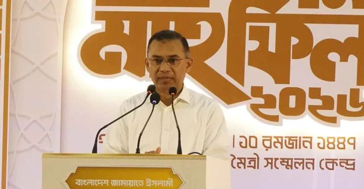 দেশের মানুষের ভাগ্য পরিবর্তনে কাজের অঙ্গীকার প্রধানমন্ত্রীর