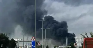 ইরানের ড্রোন হামলায় কাতারে গ্যাস উৎপাদন বন্ধ