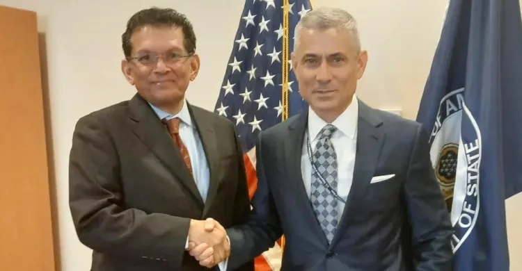 পররাষ্ট্রমন্ত্রীর সঙ্গে পল কাপুরের বৈঠক